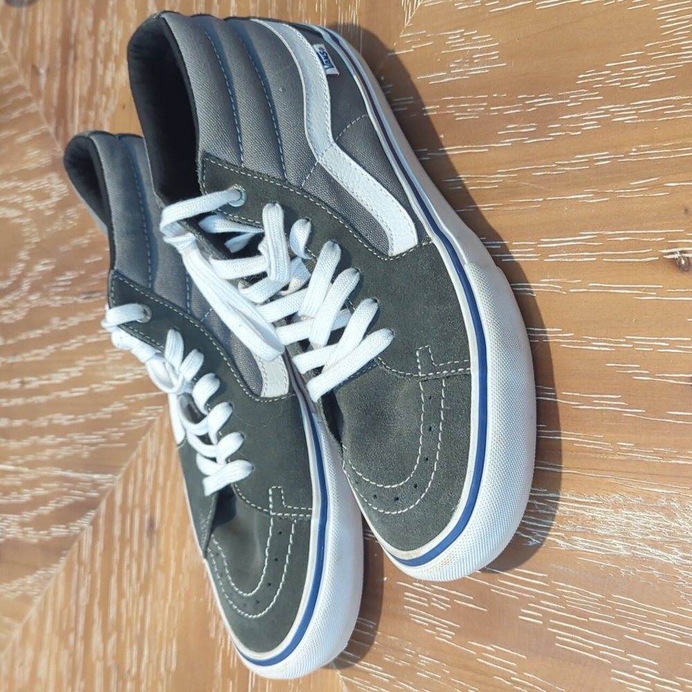 Vans Mid Men's 9